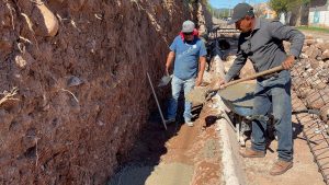 AVANZA LA RECONSTRUCCIÓN DEL MURO ENTRE LAS COLONIAS RICARDO DURÁN Y TRINCHERAS