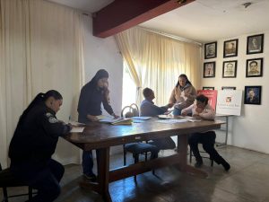 ENTREGA GOBIERNO MUNICIPAL BECAS DE MINAS DE ORO