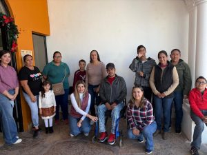 ENTREGA DIF MUNICIPAL ESTÍMULOS A PERSONAS CON DISCAPACIDAD